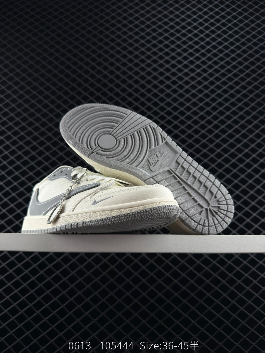 Travis Scott x Air Jordan 1 ” Reverse Mocha “